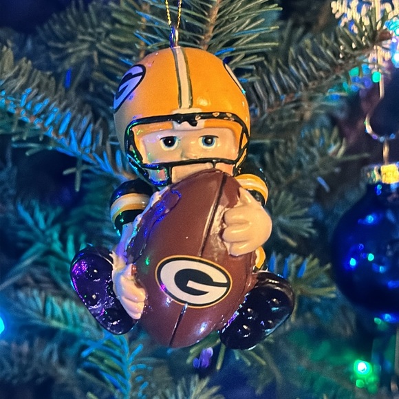 GREEN BAY PACKERS! Christmas ornament!🎄 baby boy football 🏈 ornament. Vintage 🎁 - Picture 3 of 8
